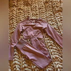 Gym Shark Long Sleeve/Leggings Set